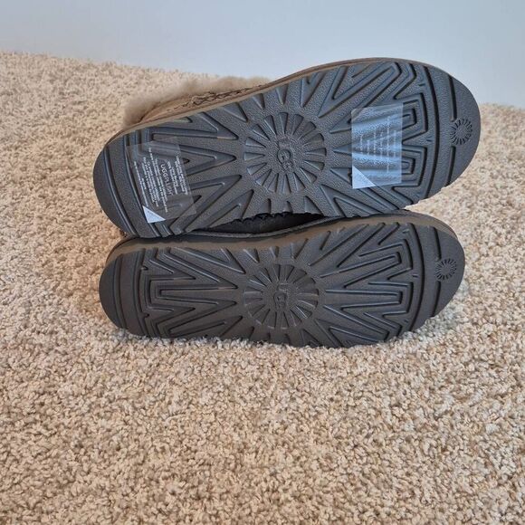 UGG Classic Mini Alpine Boots Suede Women's Size 7 - Picture 5 of 7